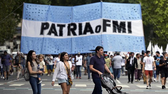 marcha fmi congreso senado1 AFP Juan Mabromata
